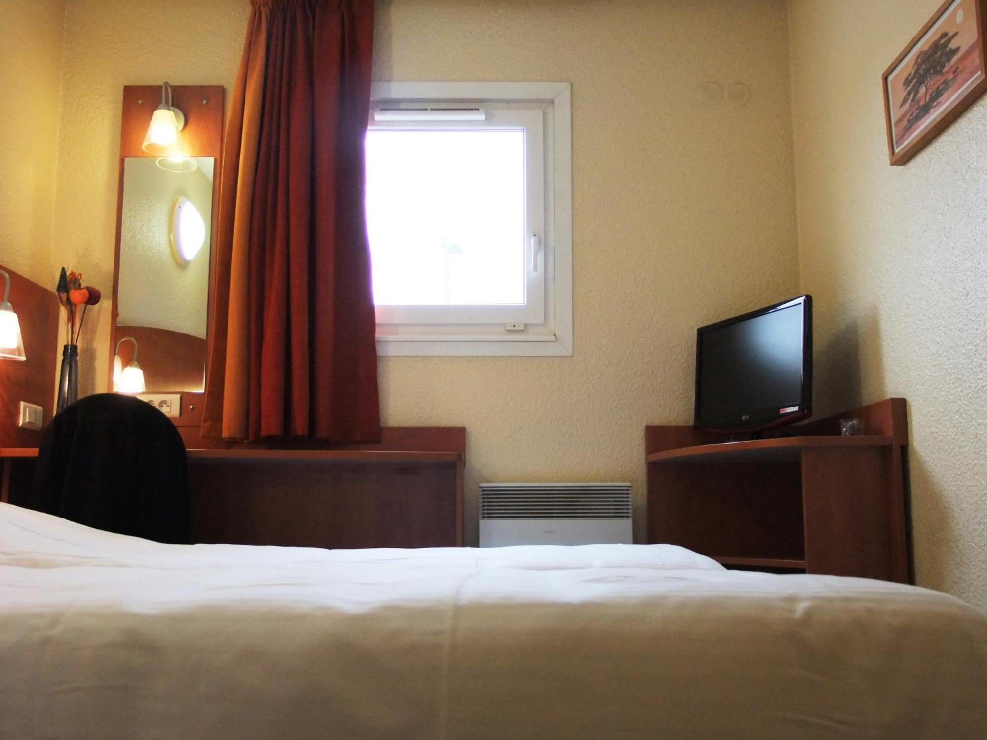 Adams Hotel Metz Room photo